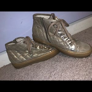 AGL women’s high top sneakers